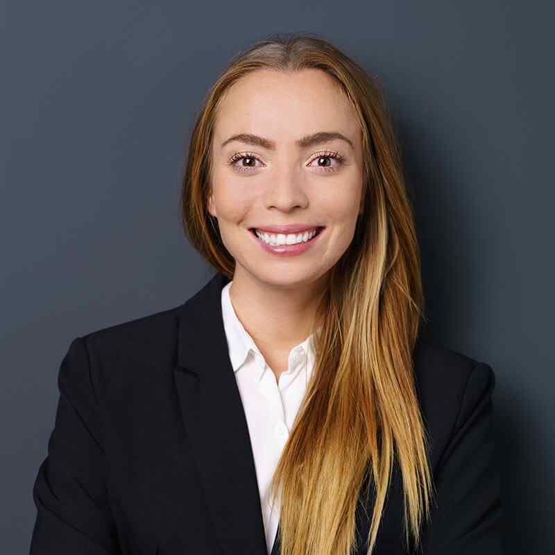 https://beta.glowwell.com/wp-content/uploads/2019/10/image_team_06.jpg